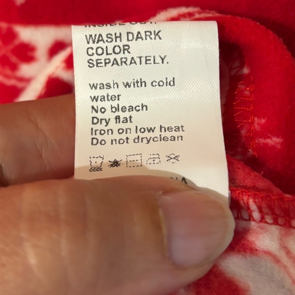 PatPat Men’s Festive Red and White Christmas Pajamas Extra Large - Picture 6 of 7